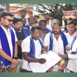 ತುಮಕೂರು: ಪರಮೇಶ್ವರಗೆ ಮುಖ್ಯಮಂತ್ರಿ ಸ್ಥಾನ ನೀಡಲು ಆಗ್ರಹ: ಅಭಿಮಾನಿಗಳ ರಕ್ತ ಸಹಿ ಸಂಗ್ರಹ